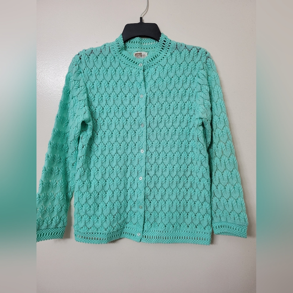 Vintage Cottagecore Montgomery Ward Mint Cardigan